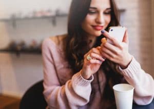 Surfen und Telefonieren zum Festpreis. Das geht mit einer Allnet-Flat. Auch per Vorauskasse, also im Prepaid-Angebot.